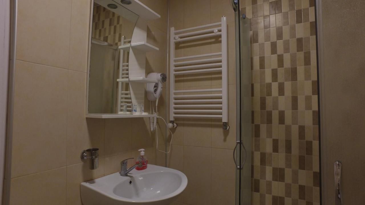 Отель Gudauri Hut Hotel Гудаури